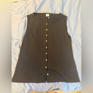 Abercrombie & Fitch Black Sleeveless Button-Down Shirt